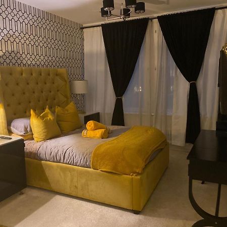 2 Bed Chic Apartment In Glasgow City Centre ภายนอก รูปภาพ